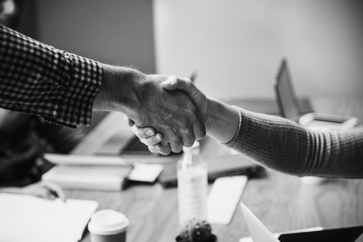 Shaking hands at peace