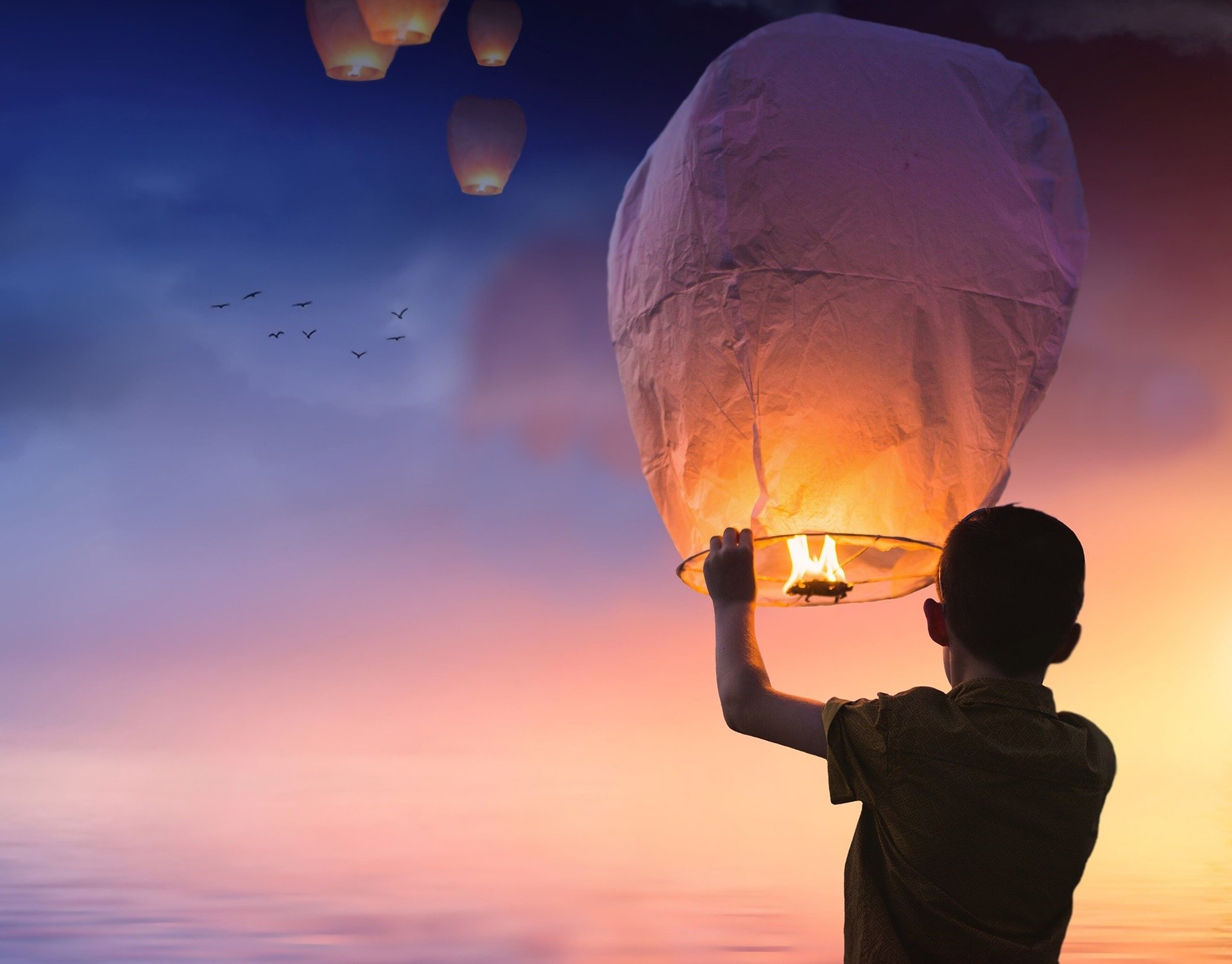 flying lantern, new year blessing