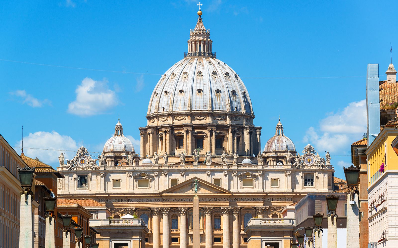 How Long Did It Take To Build St. Peter's Basilica In Rome