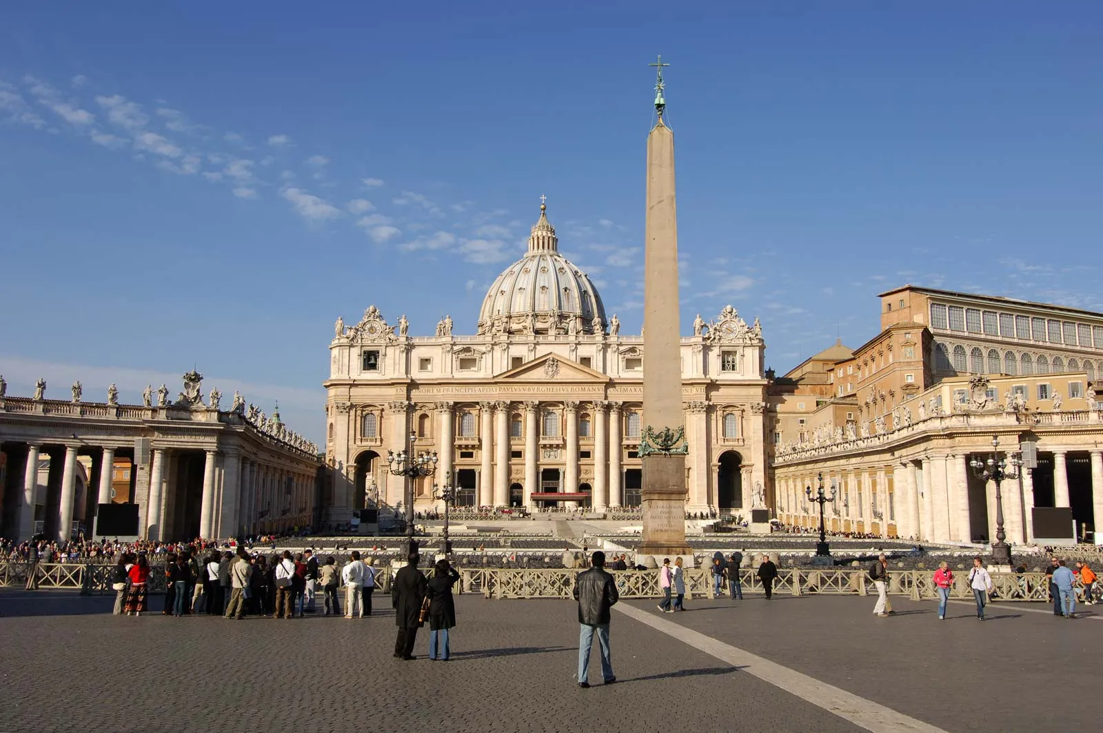 How Was The Location Of Saint Peter's Basilica Selected