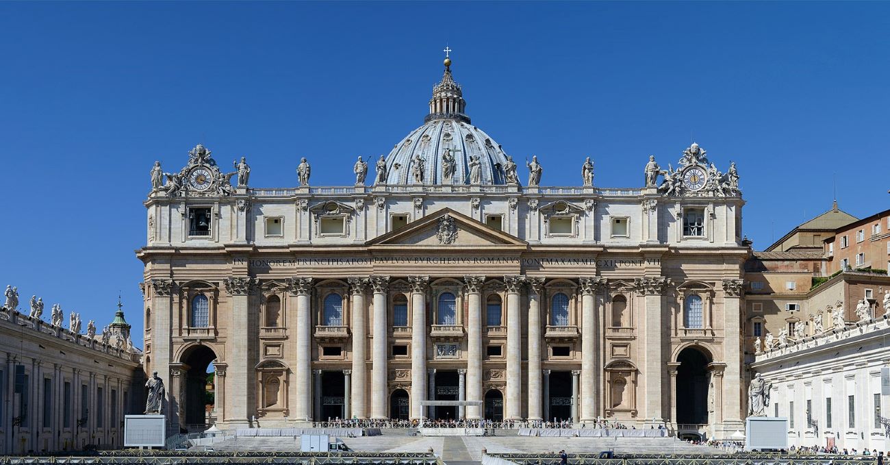 Who Built St. Peter's Basilica
